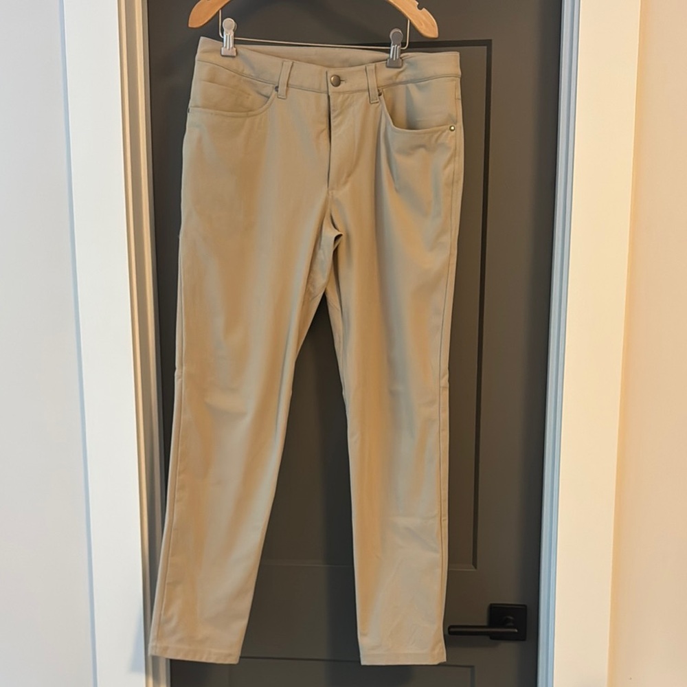 Lululemon Men's Tan Pants
